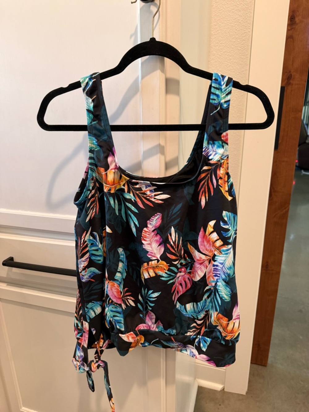 Swimsuits For All Black Tropical Leaf Tank with Side Tie